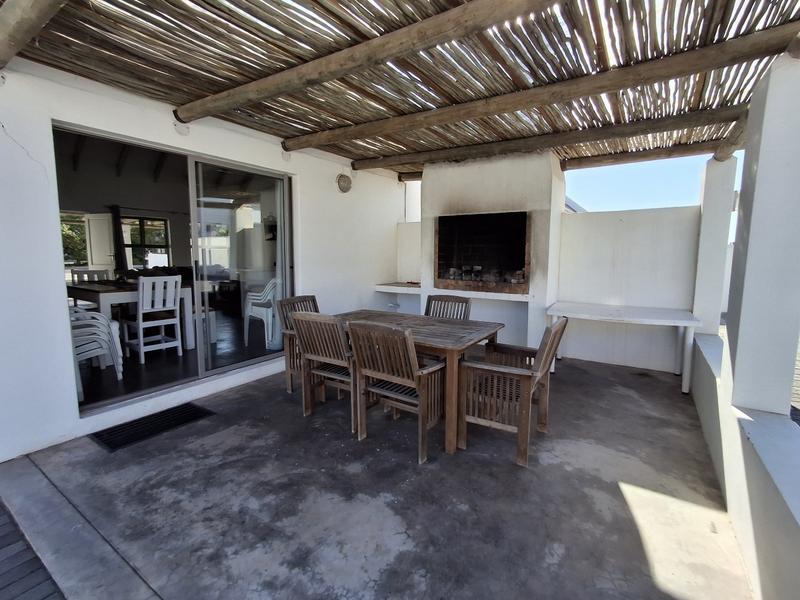 3 Bedroom Property for Sale in Golden Mile Western Cape
